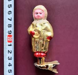 Советская ёлочная игрушка "Малыш с погремушкой"