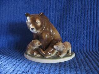 Фарфоровая статуэтка "Медведица с медвежатами" для реставрации