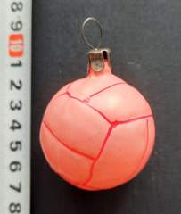 Советская ёлочная игрушка "Волейбольный мяч 7"