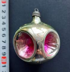 Советская ёлочная игрушка "Шар с прожекторами №36"