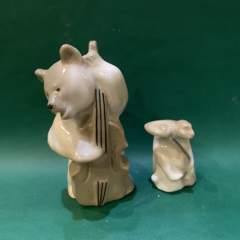 Фарфоровая статуэтка "Медведь и мартышка (из малого Квартета)." ЛЗФИ