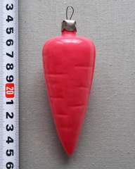 Советская ёлочная игрушка "Морковка 6б"