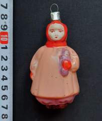 Советская ёлочная игрушка "Девочка с куклой"