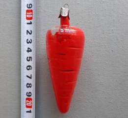 Советская ёлочная игрушка "Морковка 9"
