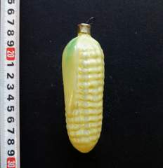 Советская ёлочная игрушка "Кукуруза №10"