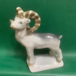 Фарфоровая статуэтка «Архар», Полонне