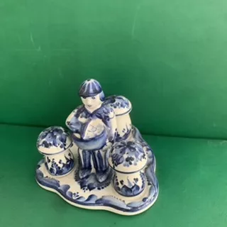 Фарфоровая статуэтка «Набор для специй „Грибник“», Гжель